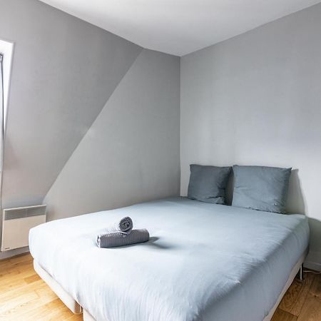 Luxurious 2 Bedroom Tour Eiffel Bourdonnais Free Netflix Párizs Kültér fotó
